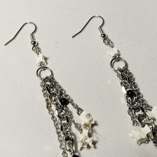 Teardrop&chain bone earrings