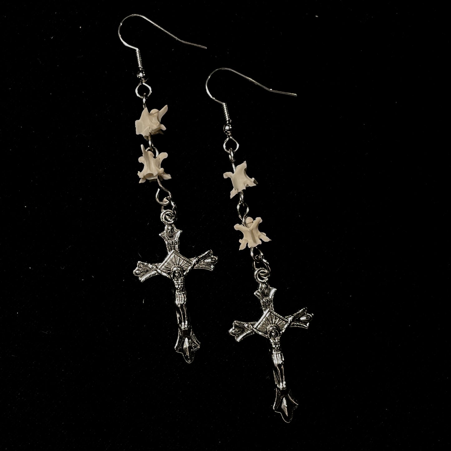 Cross earrings 009